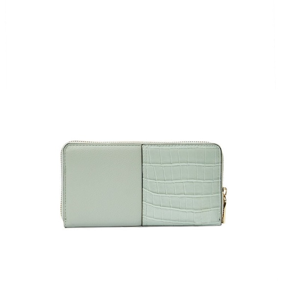 Victoria's Secret The Victoria Croc Wallet Green One Size NEW - Picture 2 of 3